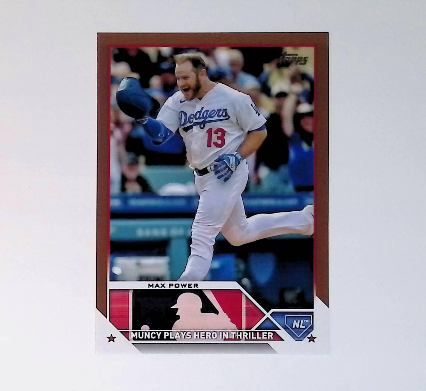 2023 Topps Update Gold #US179 Max Muncy - LoCo Collectables
