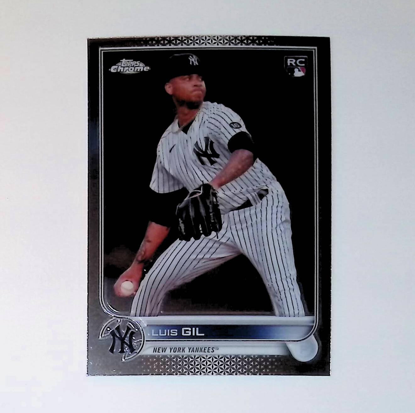 2022 Topps Chrome #202 Luis Gil Rookie - LoCo Collectables