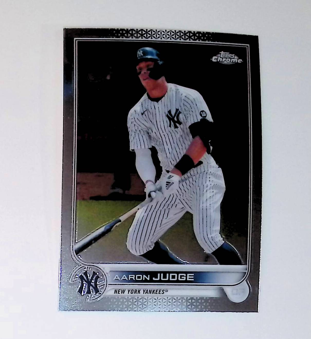 Aaron Judge 2022 Topps Chrome #99 - LoCo Collectables