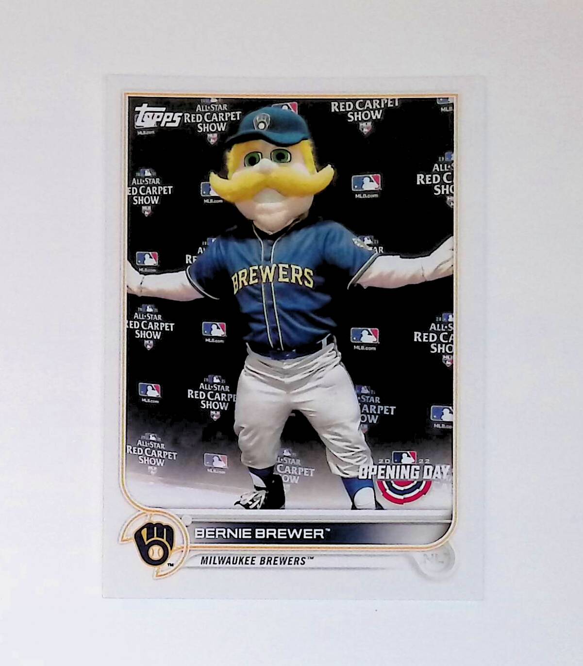 Bernie Brewer 2022 Topps Opening Day Mascots #M-12 - LoCo Collectables