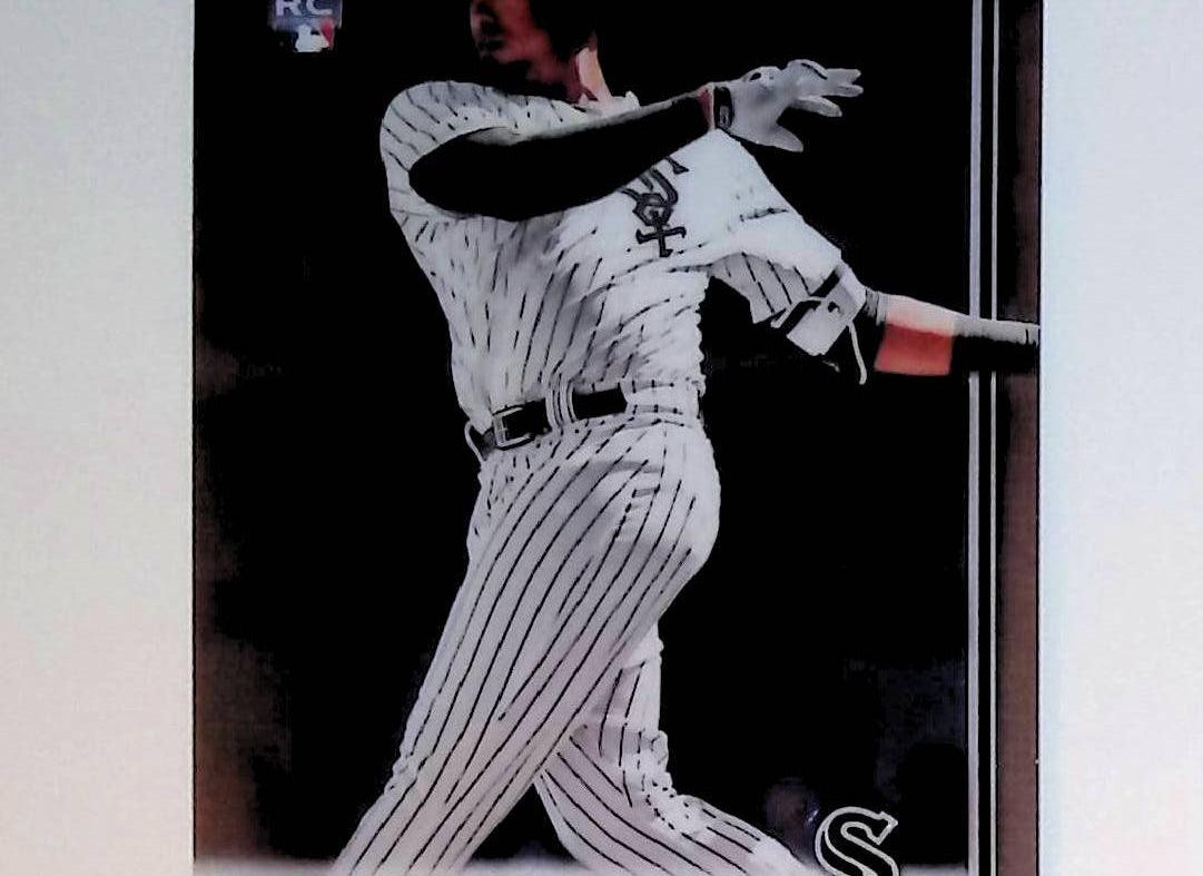 Eloy Jimenez 2019 Topps Chrome #202 (Rookie Card) - LoCo Collectables