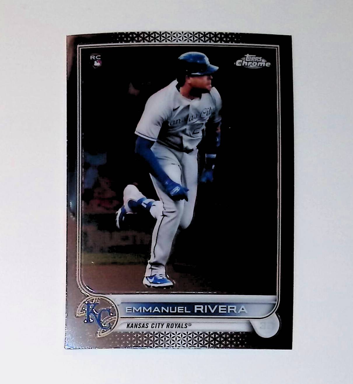 Emmanuel Rivera 2022 Topps Chrome #164 (Rookie Card) - LoCo Collectables