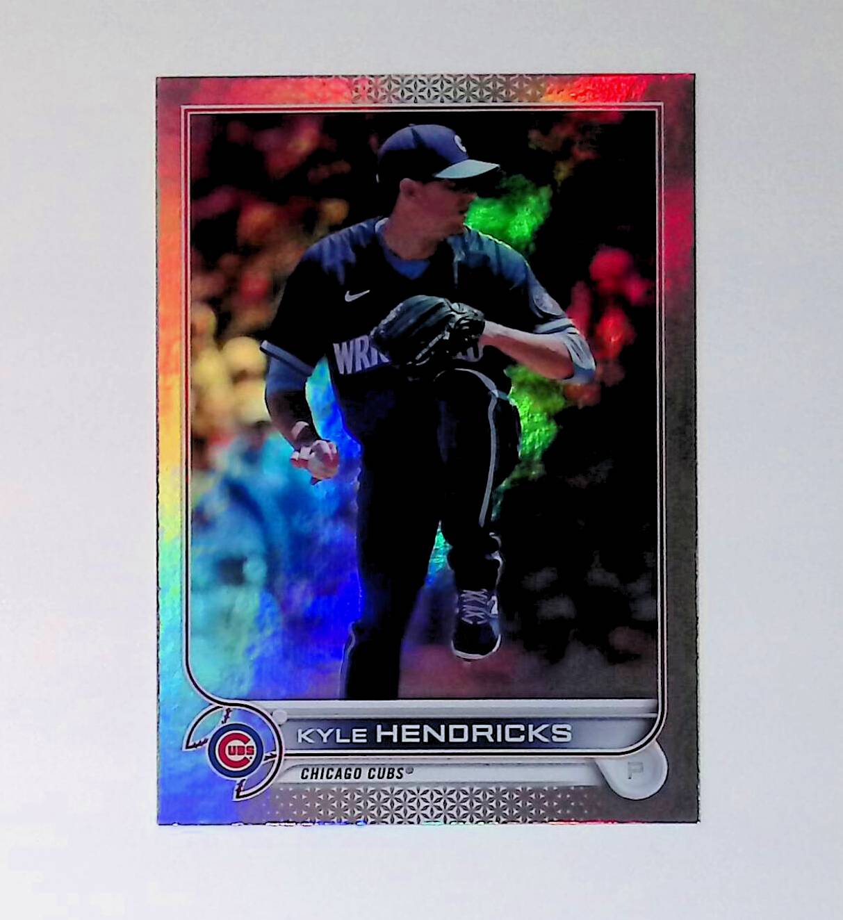 Kyle Hendricks 2022 Topps Rainbow Foil #168 - LoCo Collectables