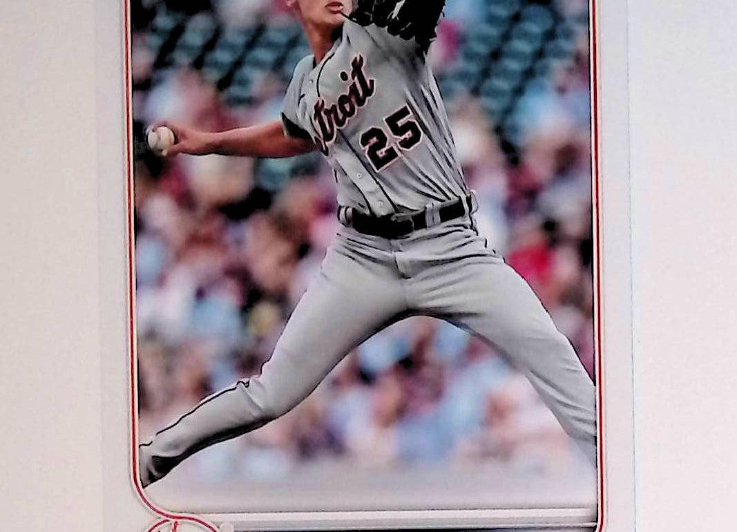 2022 Topps #31 Matt Manning Rookie - LoCo Collectables