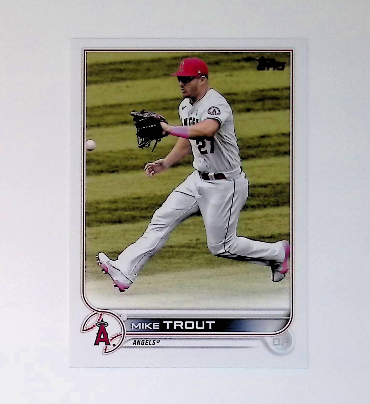 Mike Trout 2022 Topps #27 - LoCo Collectables