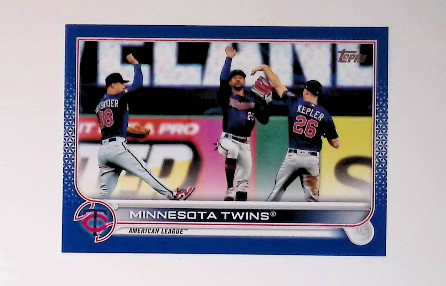 Minnesota Twins 2022 Topps Royal Blue #435 - LoCo Collectables