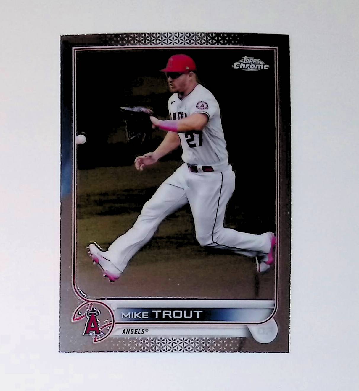 Mike Trout 2022 Topps Chrome #200 - LoCo Collectables