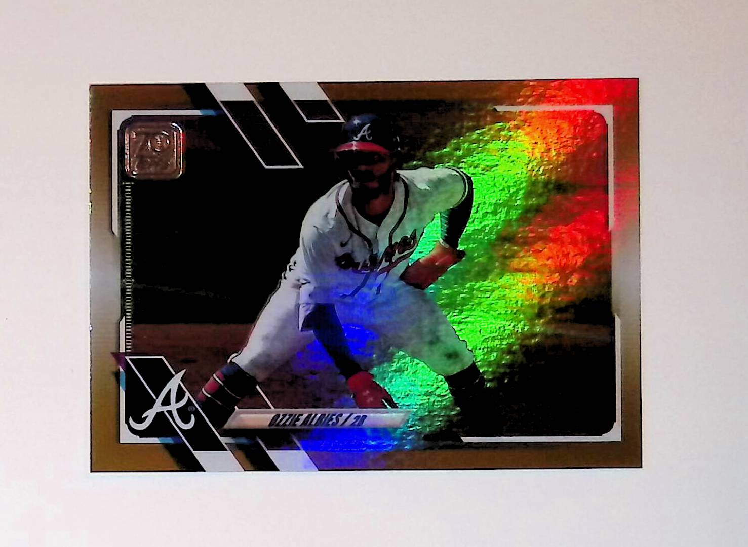 Ozzie Albies 2021 Topps Gold Foil #500 - LoCo Collectables