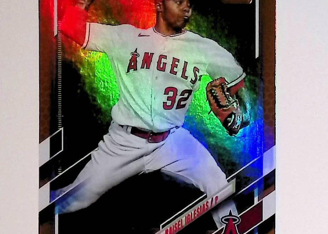 2021 Topps Update Gold Foil #US252 Raisel Iglesias - LoCo Collectables