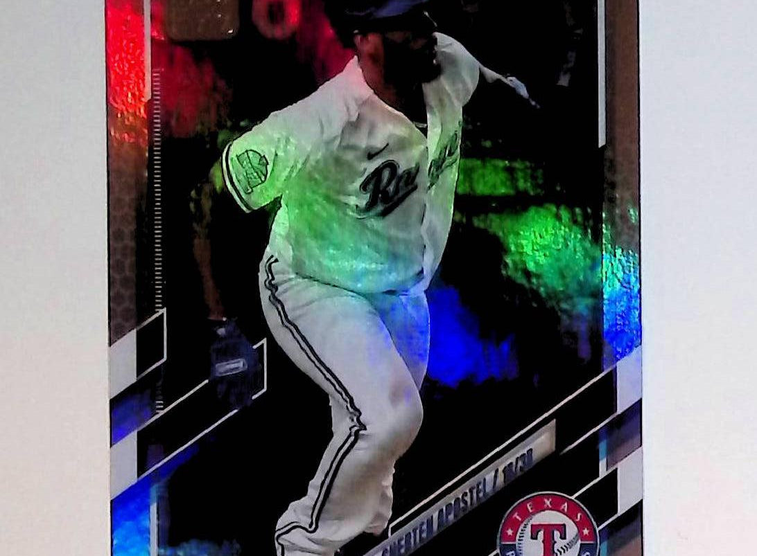 2021 Topps #358 Sherten Apostel Rookie Rainbow Foil - LoCo Collectables