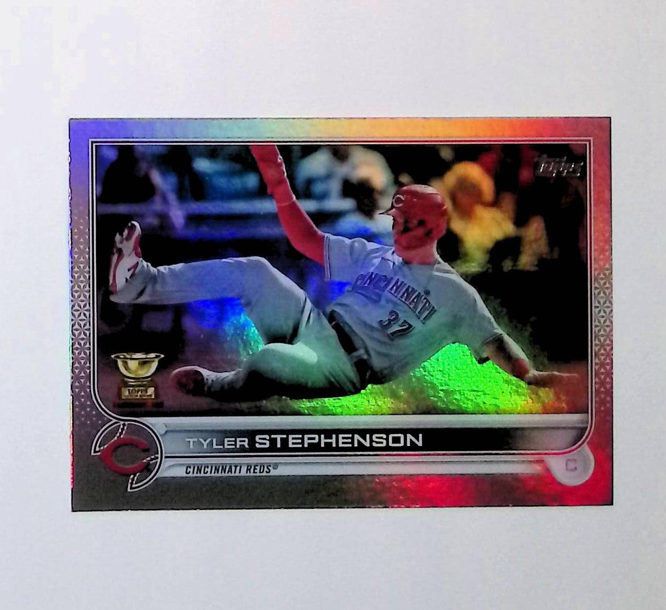 2022 Topps #175 Tyler Stephenson Rainbow Foil - LoCo Collectables