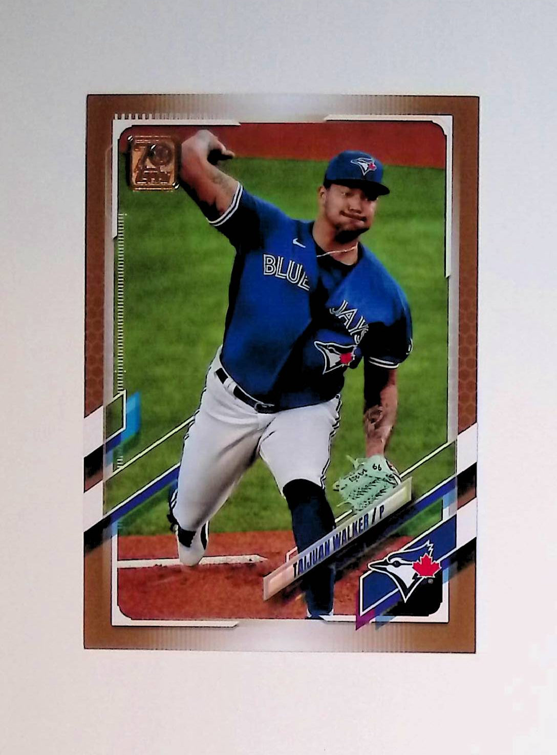 Taijuan Walker 2021 Topps Gold Parallel #540, 695 /2021 - LoCo Collectables