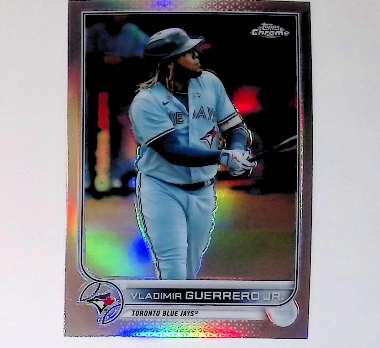 2022 Topps Chrome #81 Vladimir Guerrero Jr Refractor - LoCo Collectables