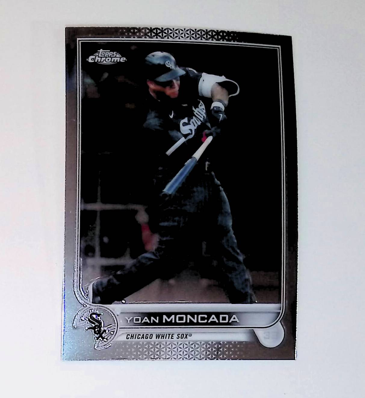 Yoan Moncada 2022 Topps Chrome #127 - LoCo Collectables