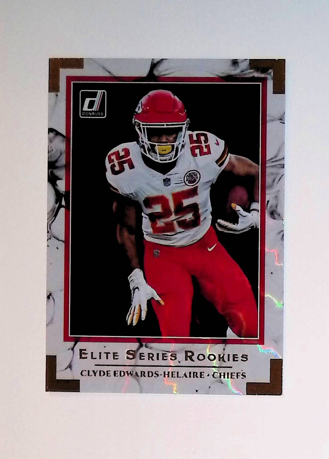 Clyde Edwards-Helaire 2020 Donruss The Elite Series Rookies #ESR-CEH (Rookie Card) - LoCo Collectables